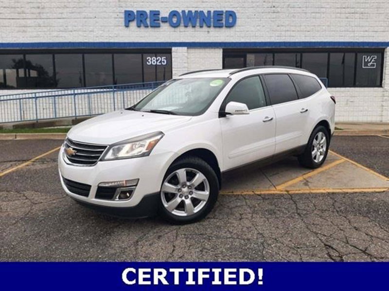 Certified 2017 Chevrolet Traverse LT w/ Style and Technology Package image 1