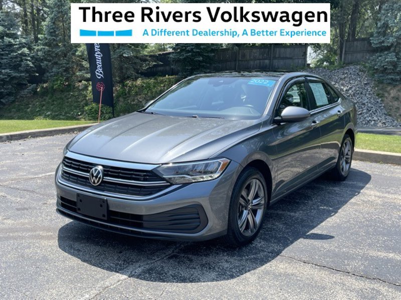Certified 2022 Volkswagen Jetta SE w/ Panoramic Sunroof Package image 1