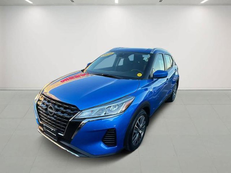 Certified 2024 Nissan Kicks SV image 1