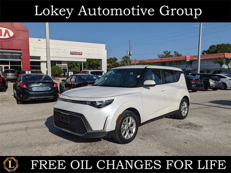 Certified 2023 Kia Soul LX w/ LX Technology Package image 1