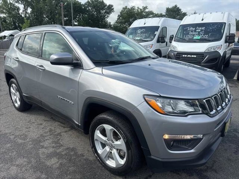 Certified 2020 Jeep Compass Latitude w/ Cold Weather Group image 1