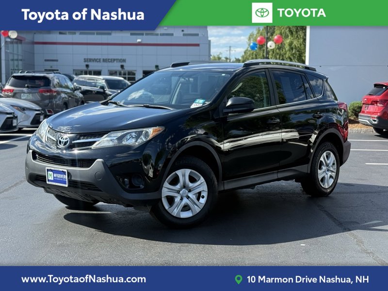 Used 2014 Toyota RAV4 LE image 1