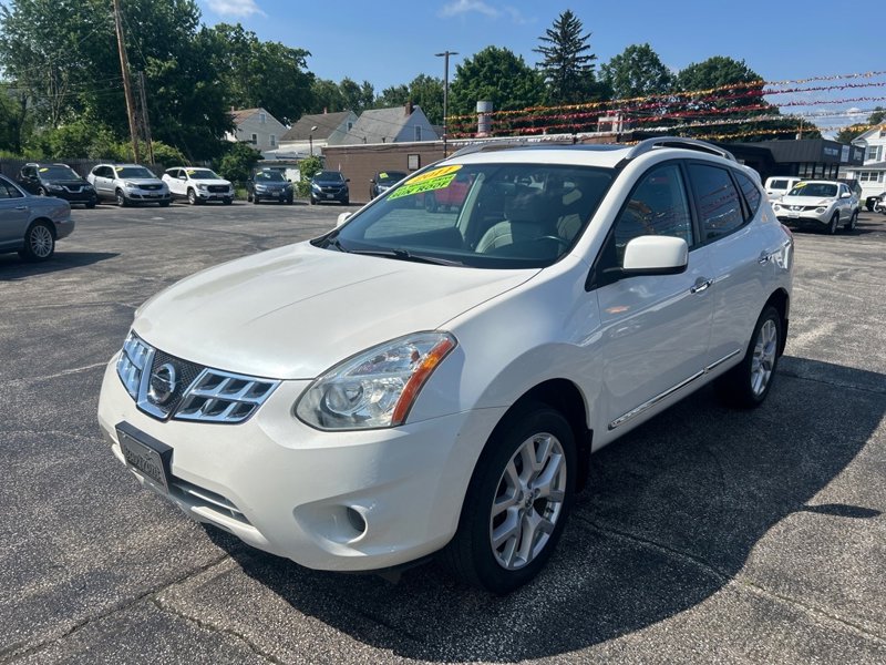 Used 2011 Nissan Rogue SV w/ SL Pkg image 1
