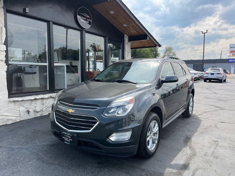 Used 2017 Chevrolet Equinox LT image 1