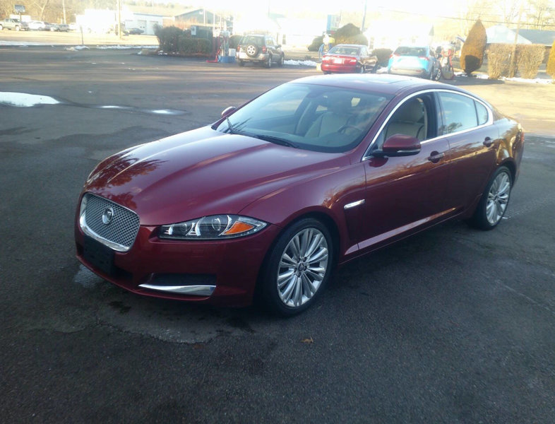 Used 2012 Jaguar XF Portfolio image 1