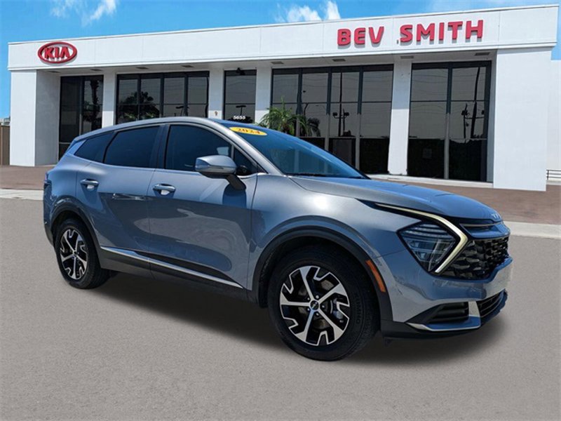 Certified 2024 Kia Sportage EX image 1