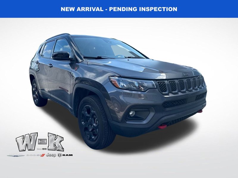 Used 2023 Jeep Compass Trailhawk image 1