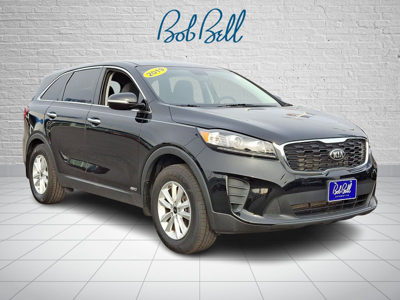 Used 2019 Kia Sorento LX image 1