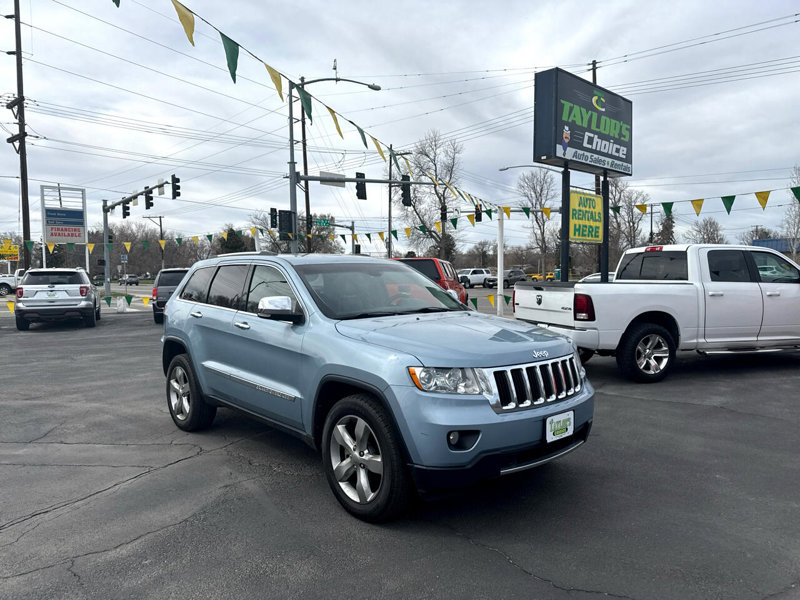 Used 2013 Jeep Grand Cherokee Limited image 1