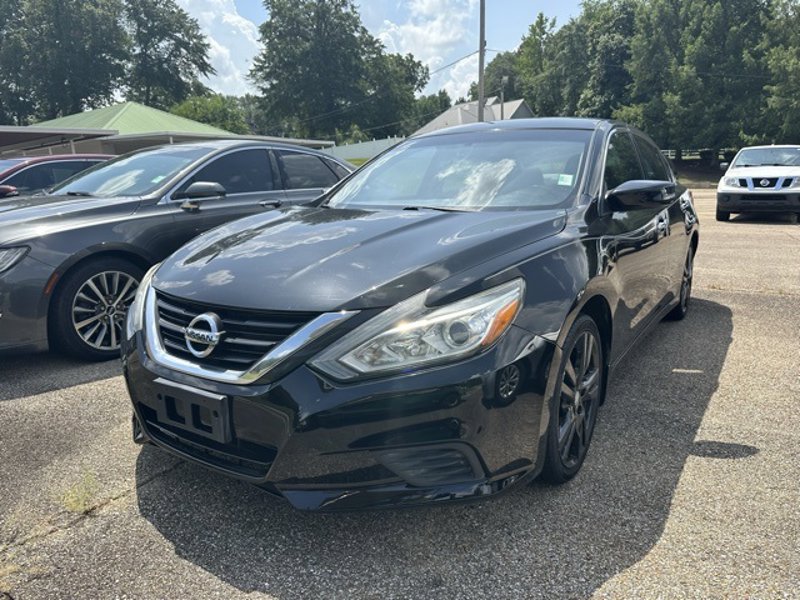 Used 2017 Nissan Altima 2.5 S image 1