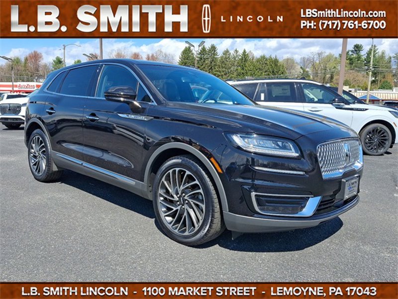 Used 2019 Lincoln Nautilus Reserve image 1