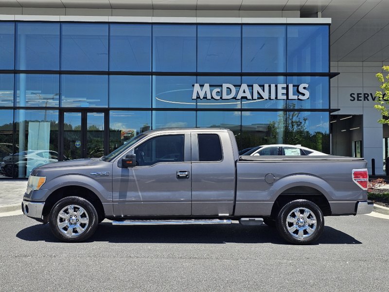 Used 2010 Ford F150 XLT image 1