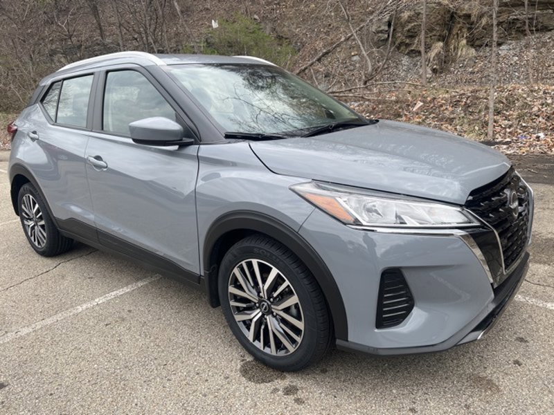 Certified 2024 Nissan Kicks SV image 1