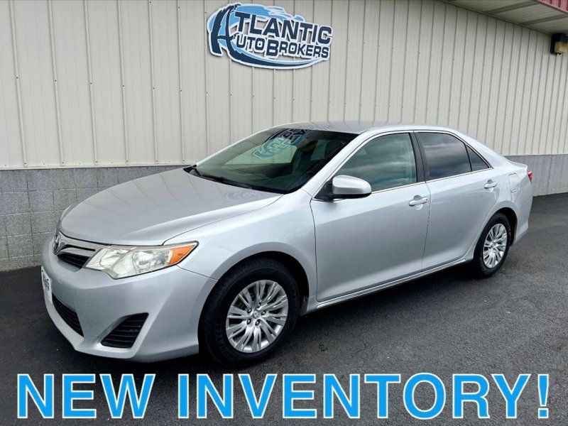 Used 2013 Toyota Camry L image 1