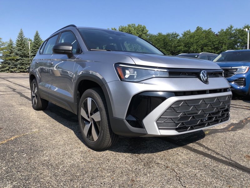 New 2025 Volkswagen Taos S image 1