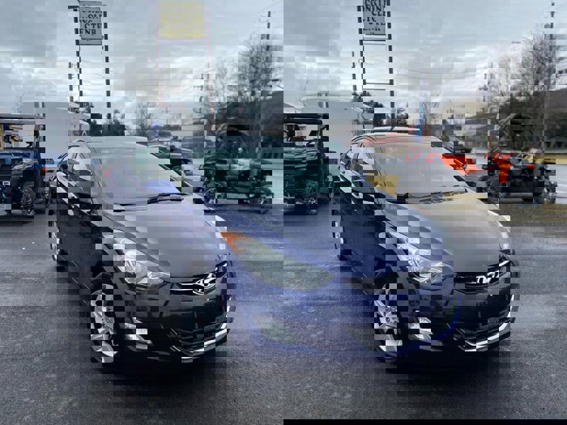Used 2013 Hyundai Elantra GLS w/ Preferred Pkg image 1