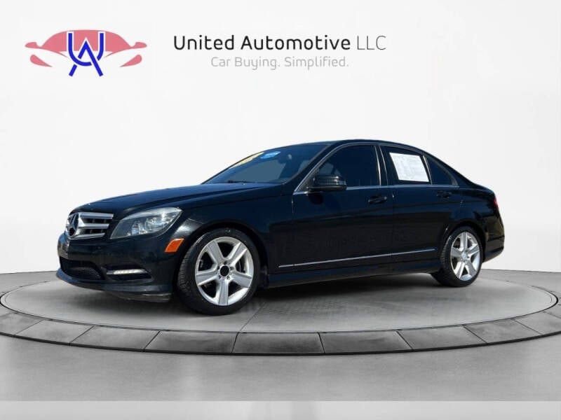 Used 2011 Mercedes-Benz C 300 Sport image 1