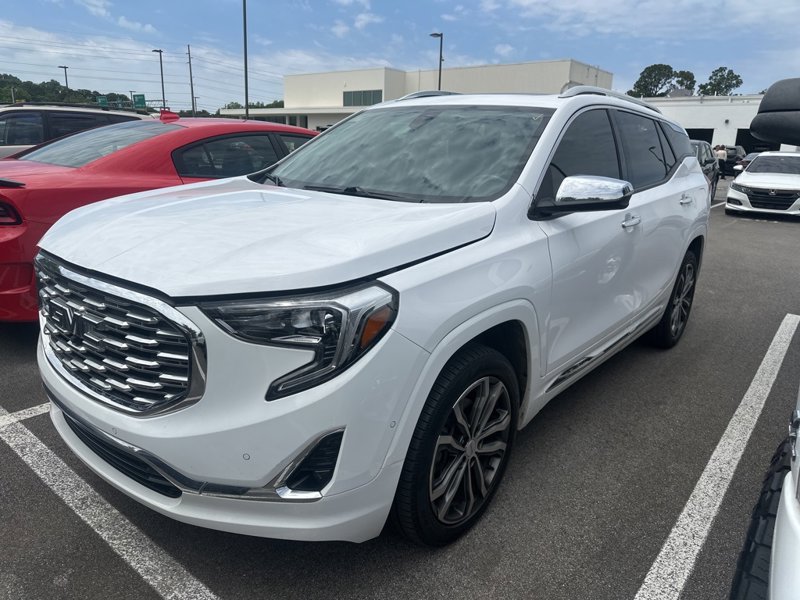 Used 2018 GMC Terrain Denali w/ Advanced Safety Package image 1