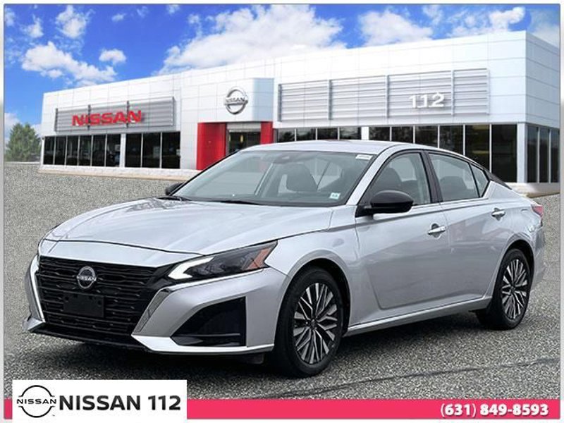 Certified 2024 Nissan Altima 2.5 SV image 1
