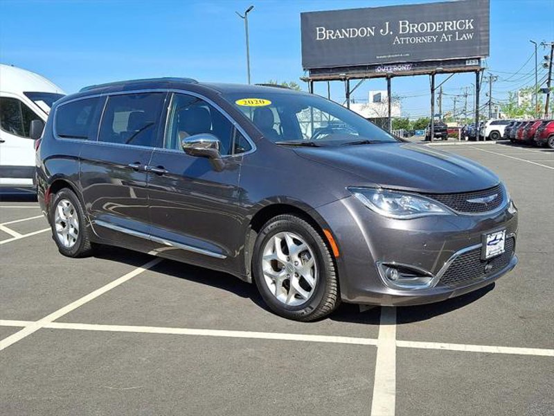Certified 2020 Chrysler Pacifica Limited w/ Advanced Safetytec Group image 1