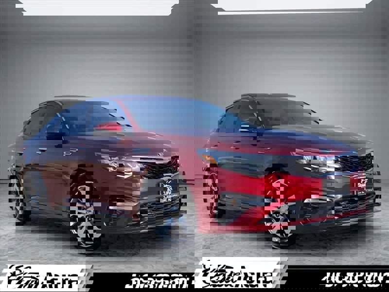 Used 2020 Kia Optima S image 1
