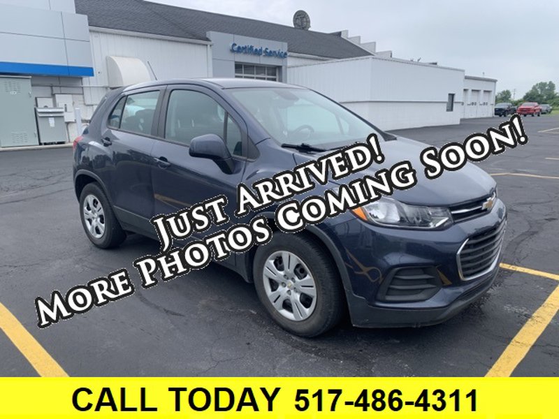 Used 2018 Chevrolet Trax LS image 1