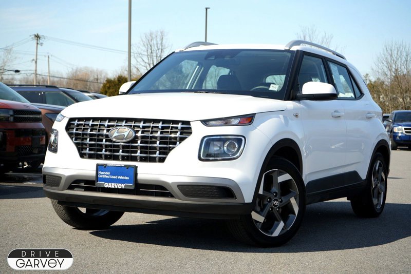 Certified 2022 Hyundai Venue SEL image 1
