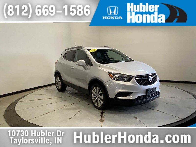 Used 2018 Buick Encore Preferred image 1