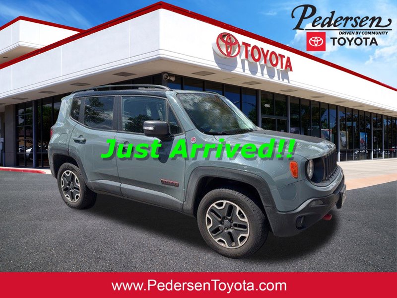 Used 2016 Jeep Renegade Trailhawk image 1
