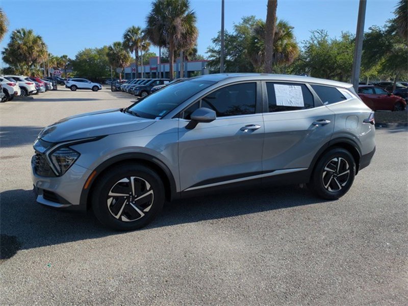 Certified 2024 Kia Sportage LX image 1