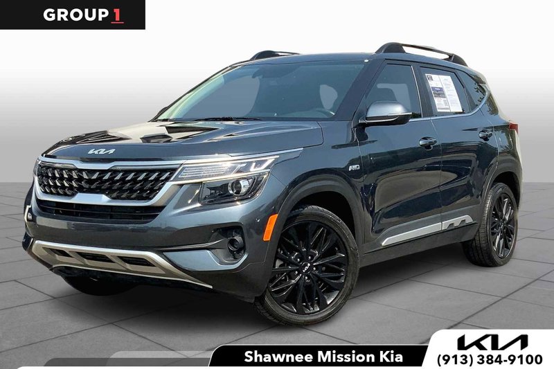 Certified 2022 Kia Seltos Nightfall Edition image 1