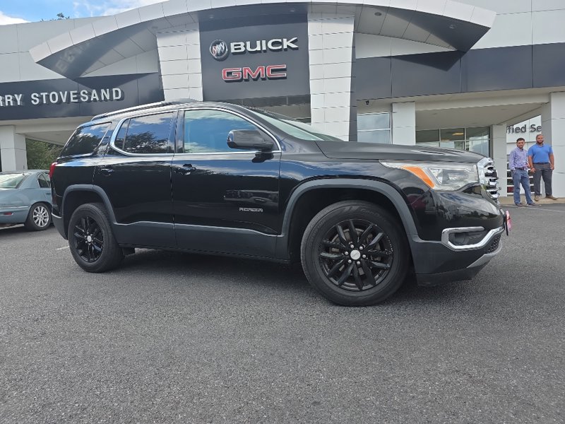 Used 2018 GMC Acadia SLT image 1
