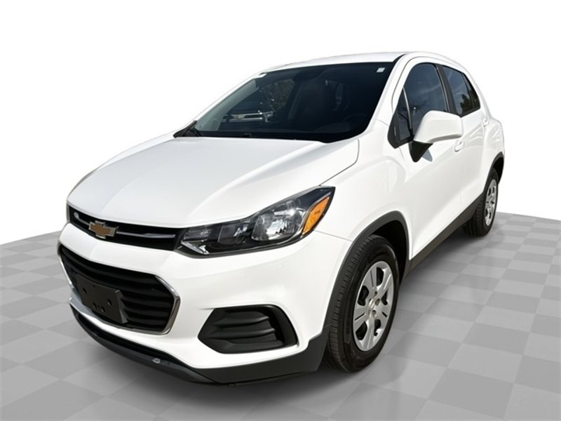 Certified 2019 Chevrolet Trax LS image 1