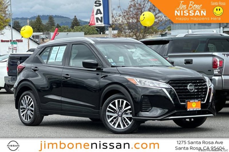 Certified 2021 Nissan Kicks SV image 1