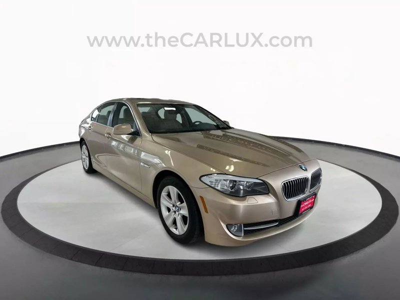 Used 2013 BMW 528i xDrive Sedan image 1