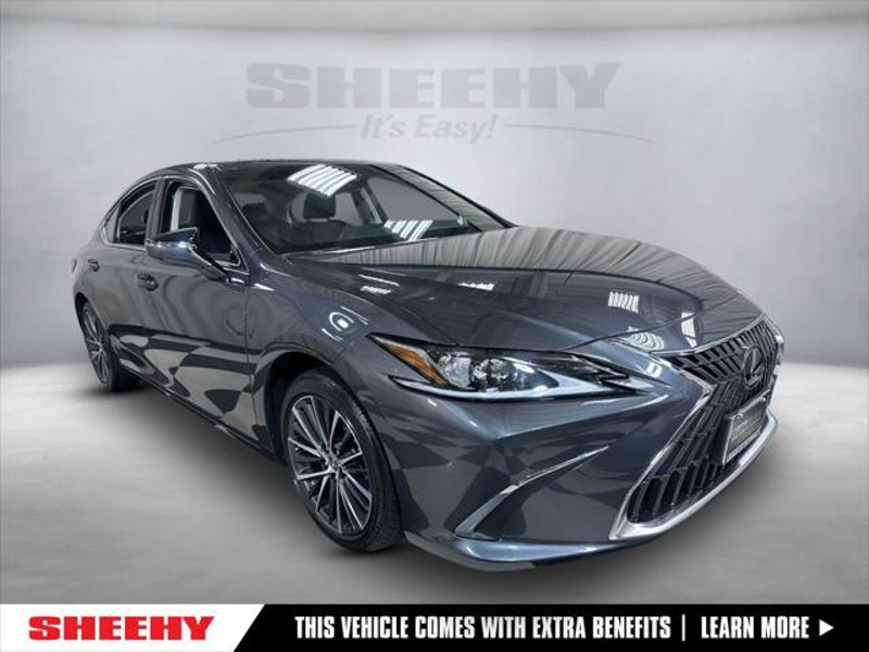 Certified 2022 Lexus ES 350 w/ Premium Package image 1