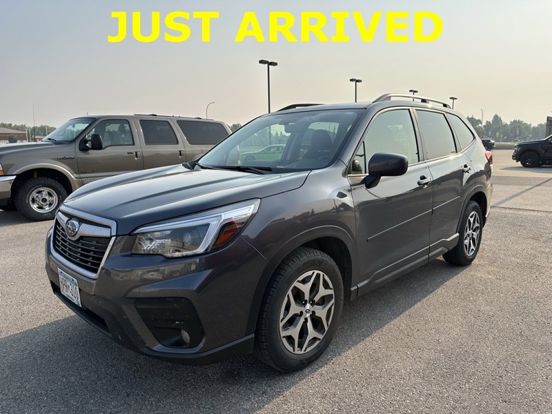 Used 2021 Subaru Forester Premium image 1