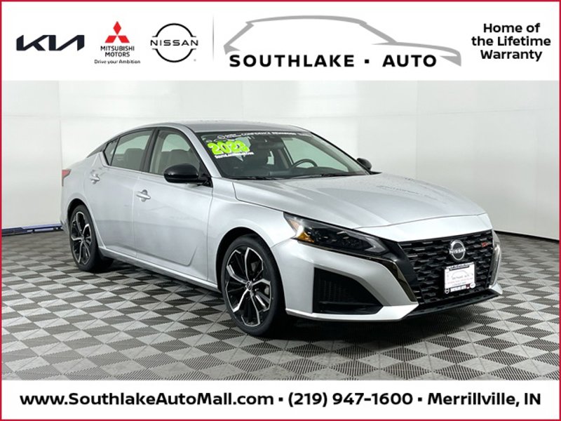 Certified 2023 Nissan Altima 2.5 SR image 1