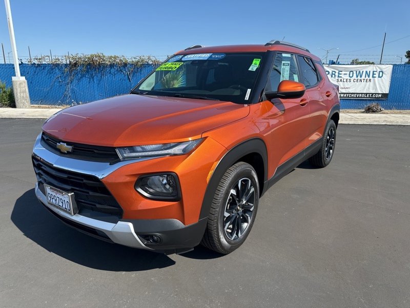 Certified 2022 Chevrolet TrailBlazer LT w/ Convenience Package image 1