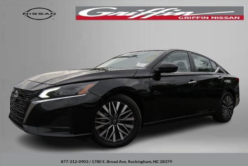 Certified 2023 Nissan Altima 2.5 SV image 1