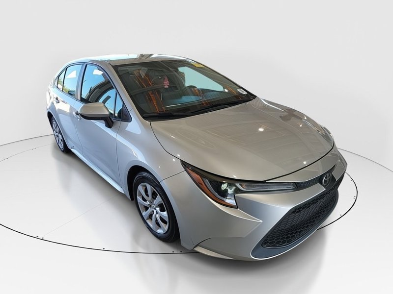 Used 2021 Toyota Corolla LE image 1