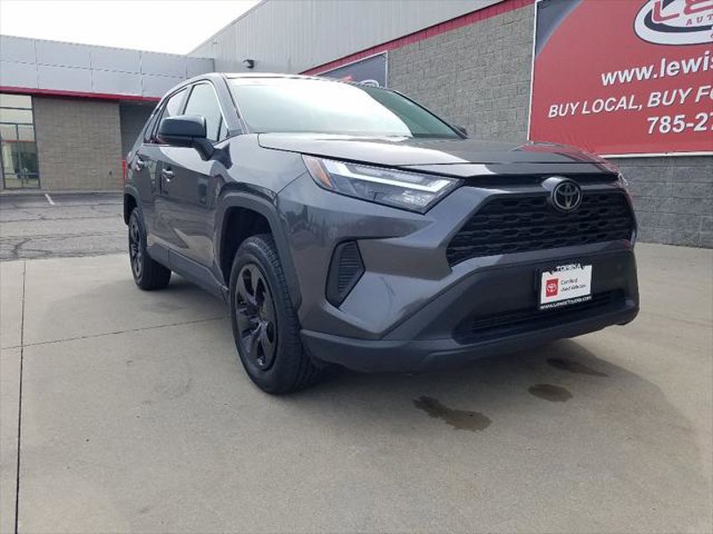 Certified 2024 Toyota RAV4 LE image 1