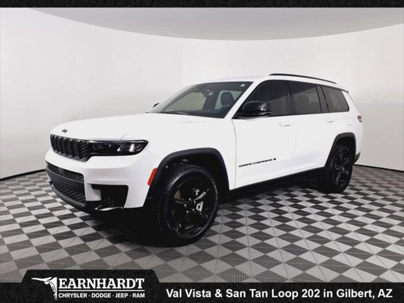 Certified 2023 Jeep Grand Cherokee L Laredo image 1