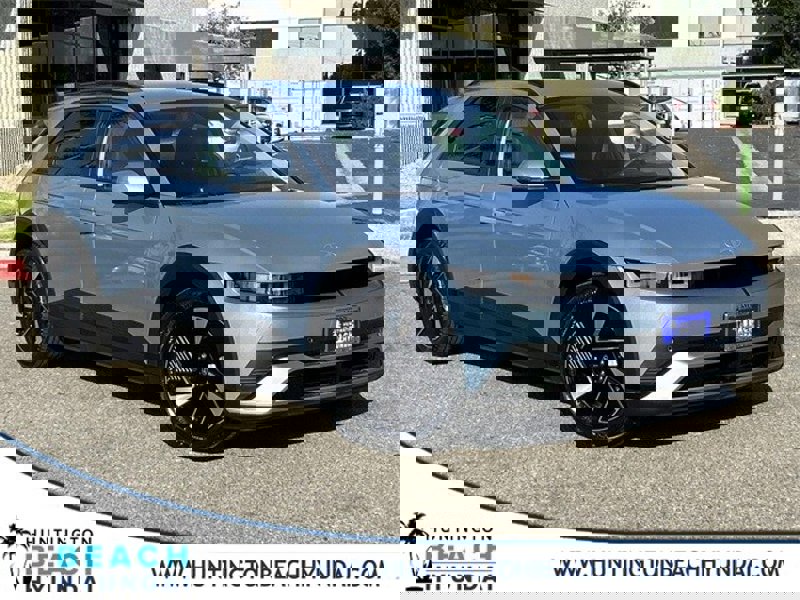 Certified 2025 Hyundai Ioniq 5 SEL image 1