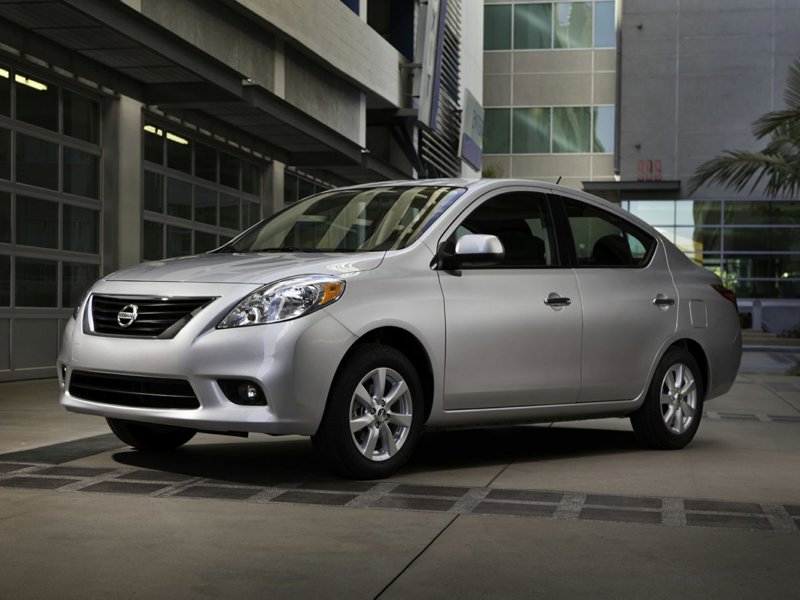 Used 2014 Nissan Versa S Plus image 1