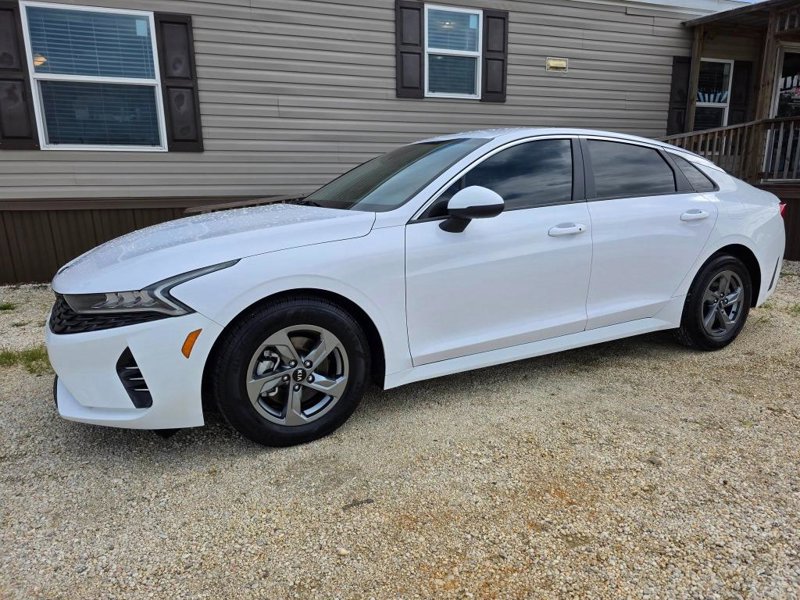Used 2021 Kia K5 LXS image 1