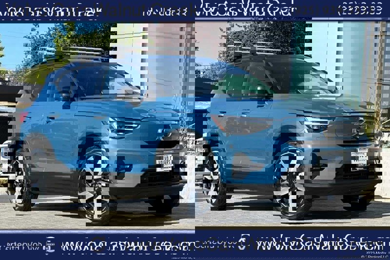 Certified 2023 Volvo XC40 Recharge Ultimate image 1
