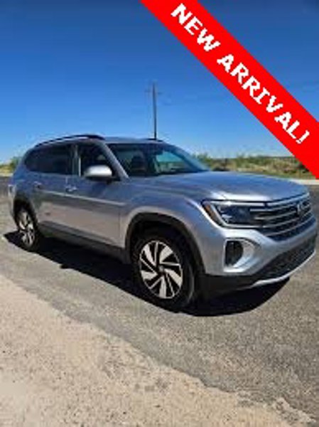 Certified 2024 Volkswagen Atlas SE image 1