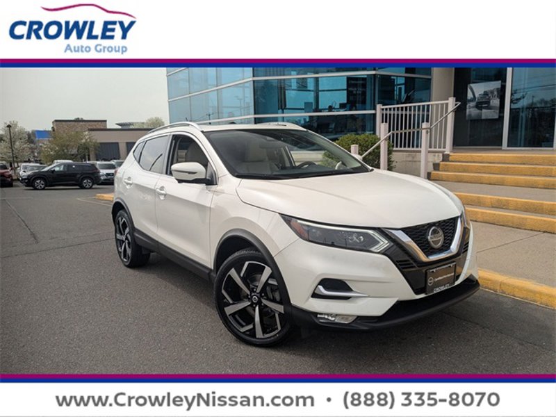 Certified 2022 Nissan Rogue Sport SL w/ Premium Package image 1