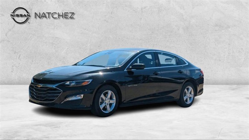 Used 2024 Chevrolet Malibu LT image 1